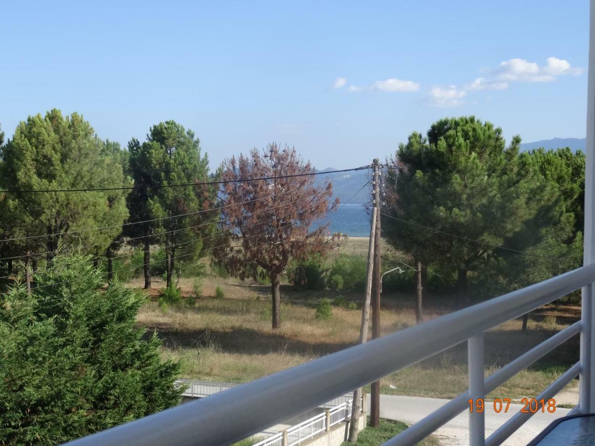 Sea Side Lux Family Appartment Keramotí Exterior foto